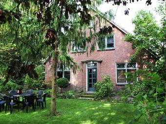 Modern Villa With Garden In Bentelo