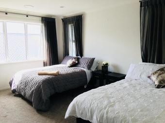 Emily's Holiday House, Newmarket