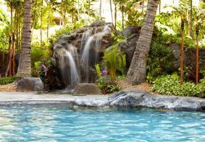 Hotel Courtyard By Marriott Waikiki Beach