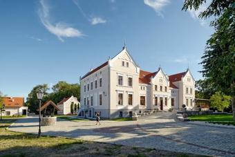 Pa?ac Mort?gi Hotel & Spa