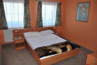 Hostal Pensjonat Rogatka