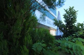 Bal Hotel
