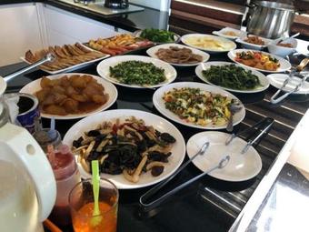 Li Chu Art Paternity B&B