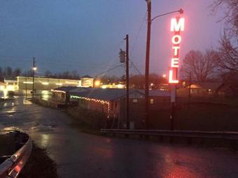 Scenic River Inn Motel