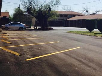 Hotel Budget Host Inn