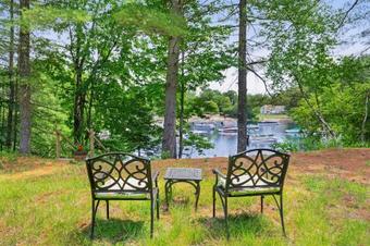 Conway Lake Hill Road