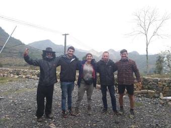 Sister's Homestay And Bar