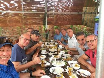 Bed & Breakfast Van Long Family Homestay