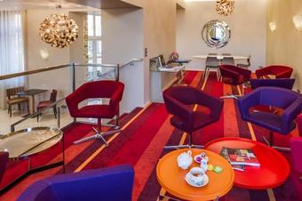 Hotel H�tel Le Ch�teaubriant