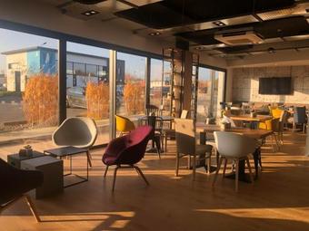 Hotel Campanile Laval Nord