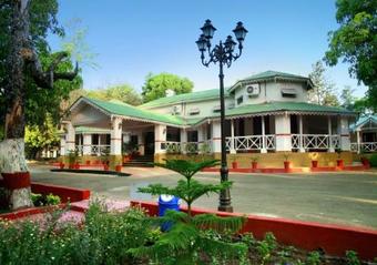 Hotel Mpt Champak Bungalow, Pachmarhi