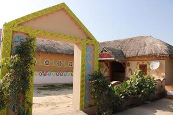 Hotel Mahefeel E Rann Resort