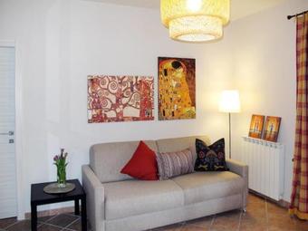 Apartamento ;casa Monica 412s