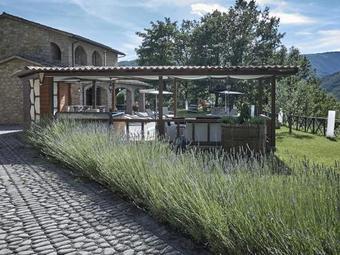 Querce Villa Sleeps 8 Pool Wifi