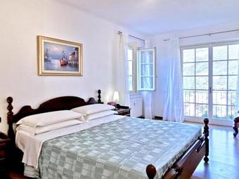 Luxurious Cottage In Lierna With Swimming Pool