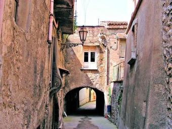 Hostal B&B Il Castello Lauro