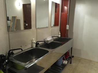 Fan! -aburatsu- Sports Bar ? Hostel