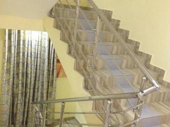 Beck Flo Hotel & Suites Ent