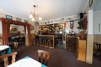 Posada Restaurant & Hostel "broadway"