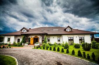 Hotel Go?ciniec Winnica