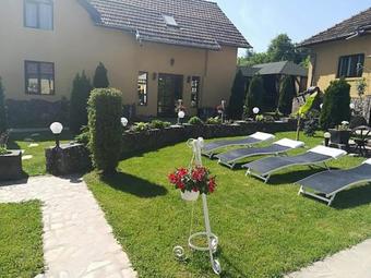 Hostal Casa De Vacanta Silvia Varmaga