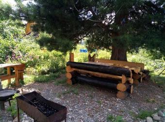 Hostal Usadba Kedrovaya Dacha