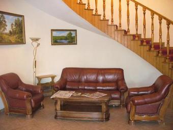 Hotel Postoyaly Dvor Grinn