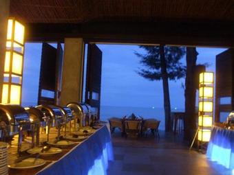 Hotel Hansar Casuarina Cha Am