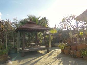 Hotel Klang Muang River Home