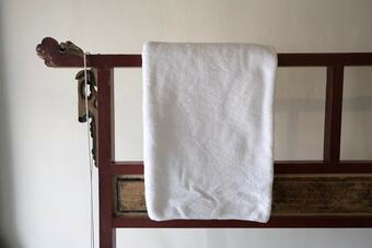 Hostal Yellow And Black Guest House