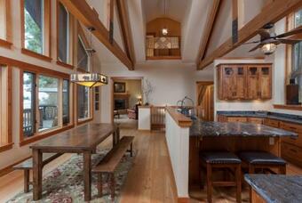 The Hilltop Lakefront Hideaway