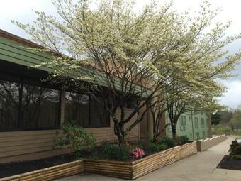 Holiday Lodge Hotel And Conference Center