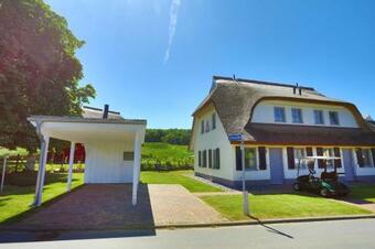 Neu Reet Ferienhaus Svantevit