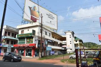 Kallumkal Apartments