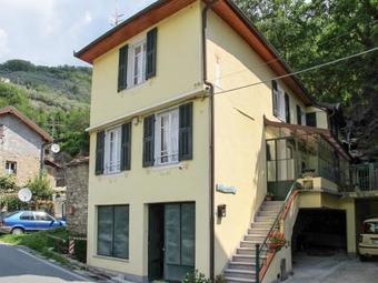 Locazione Turistica Casa Del Rio Maggio (toa120)