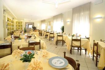 Hotel Albergo Savoia