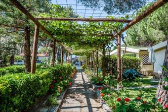 Aparthotel Villaggio Residence Torre Saracena