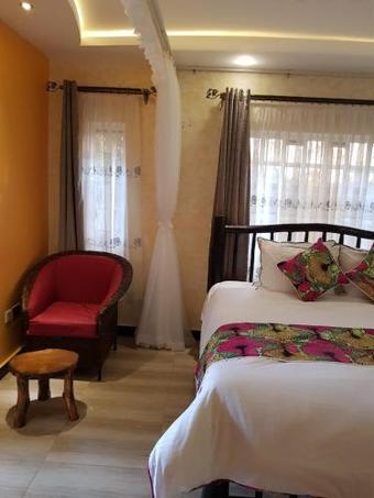 Mulembe Villa (mukumu - Lirhanda Road)