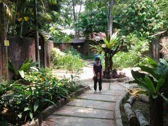 Alisa Homestay