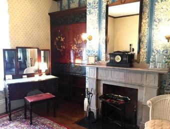 Posada Coach House Inn