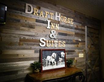 Posada Draft Horse Inn And Suites