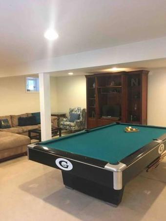 Apartamento Three Bedroom Lake Front Home With View