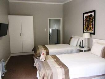 Bed & Breakfast Peppertree House Bnb And Self-catering