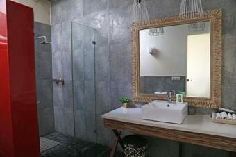 Vaanya Villa By Vista Rooms