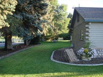 Hotel White River Inn