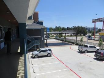 Hotel Blue - Woodlands