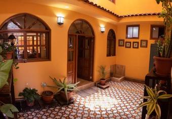 Bed & Breakfast Casa Hu�spedes Pimentel