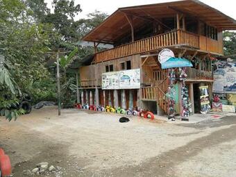 Posada Mindoxtrem Birds