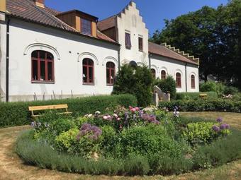 Bed & Breakfast Vita Huset I G�rsn�s