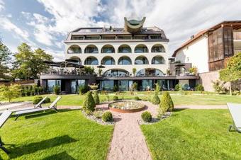 Hotel Gloriette Guesthouse